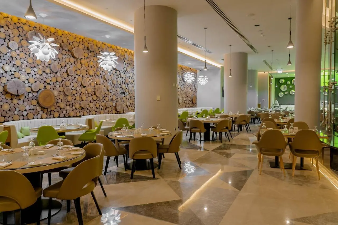 Al Khoory Sky Garden Hotel Dubaj